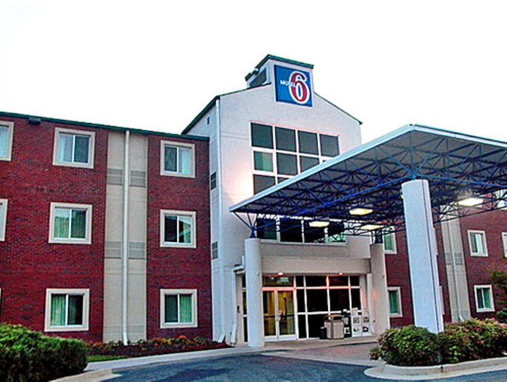 Motel 6-Newport, Tn Екстериор снимка