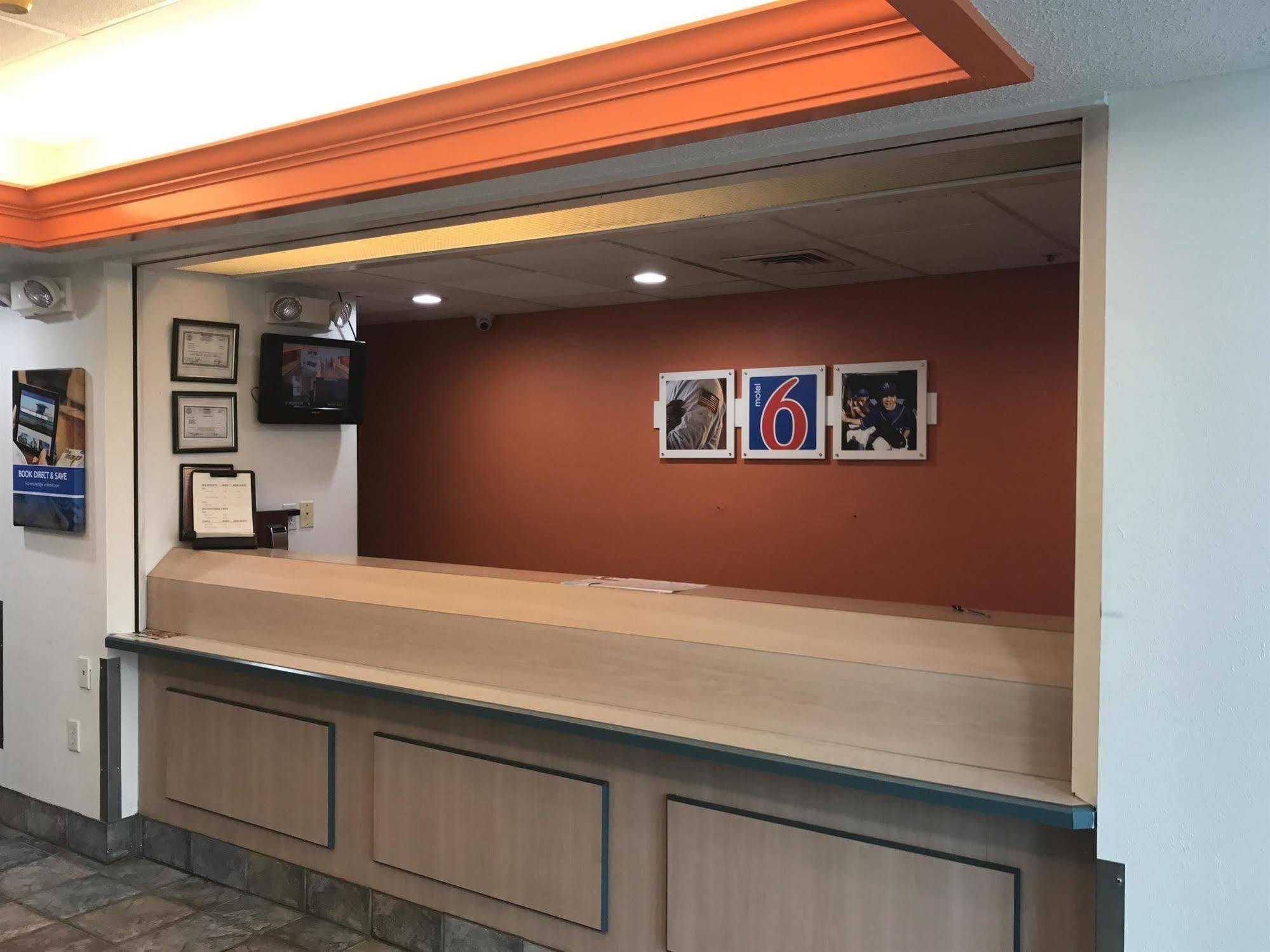 Motel 6-Newport, Tn Екстериор снимка