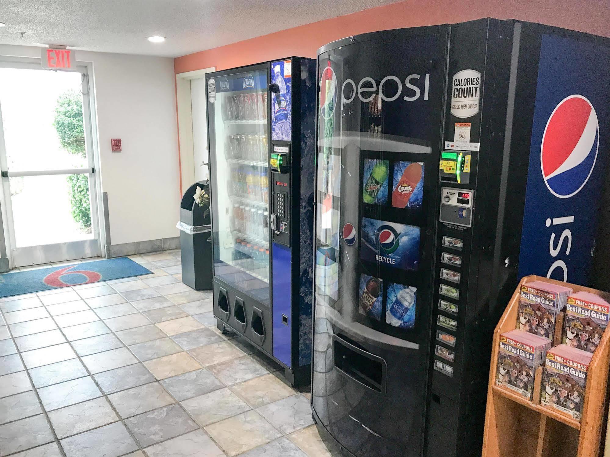 Motel 6-Newport, Tn Екстериор снимка